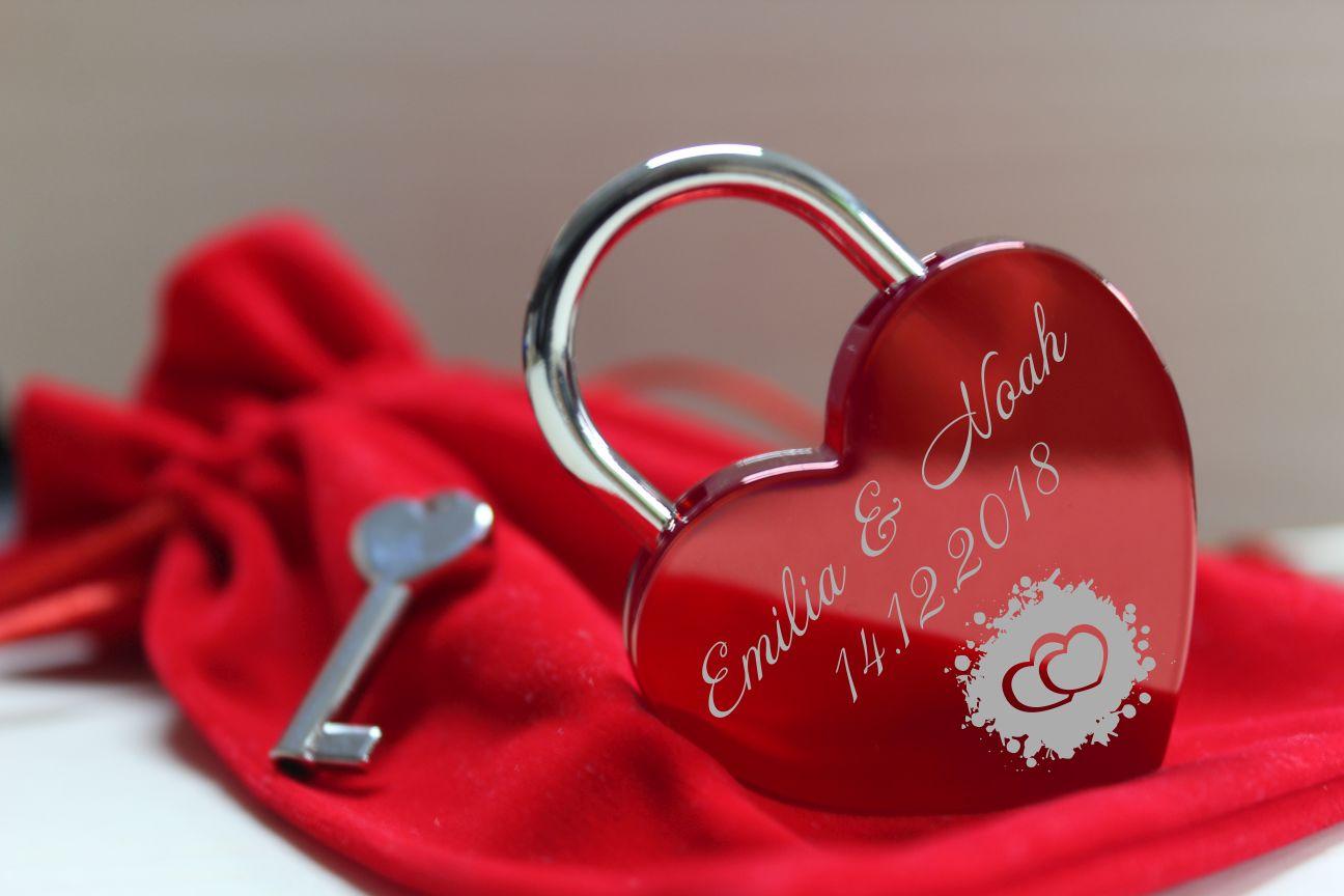 ELUNO Herz Liebesschloss mit Gravur und Schlüssel zum Valentinstag Geburtstag